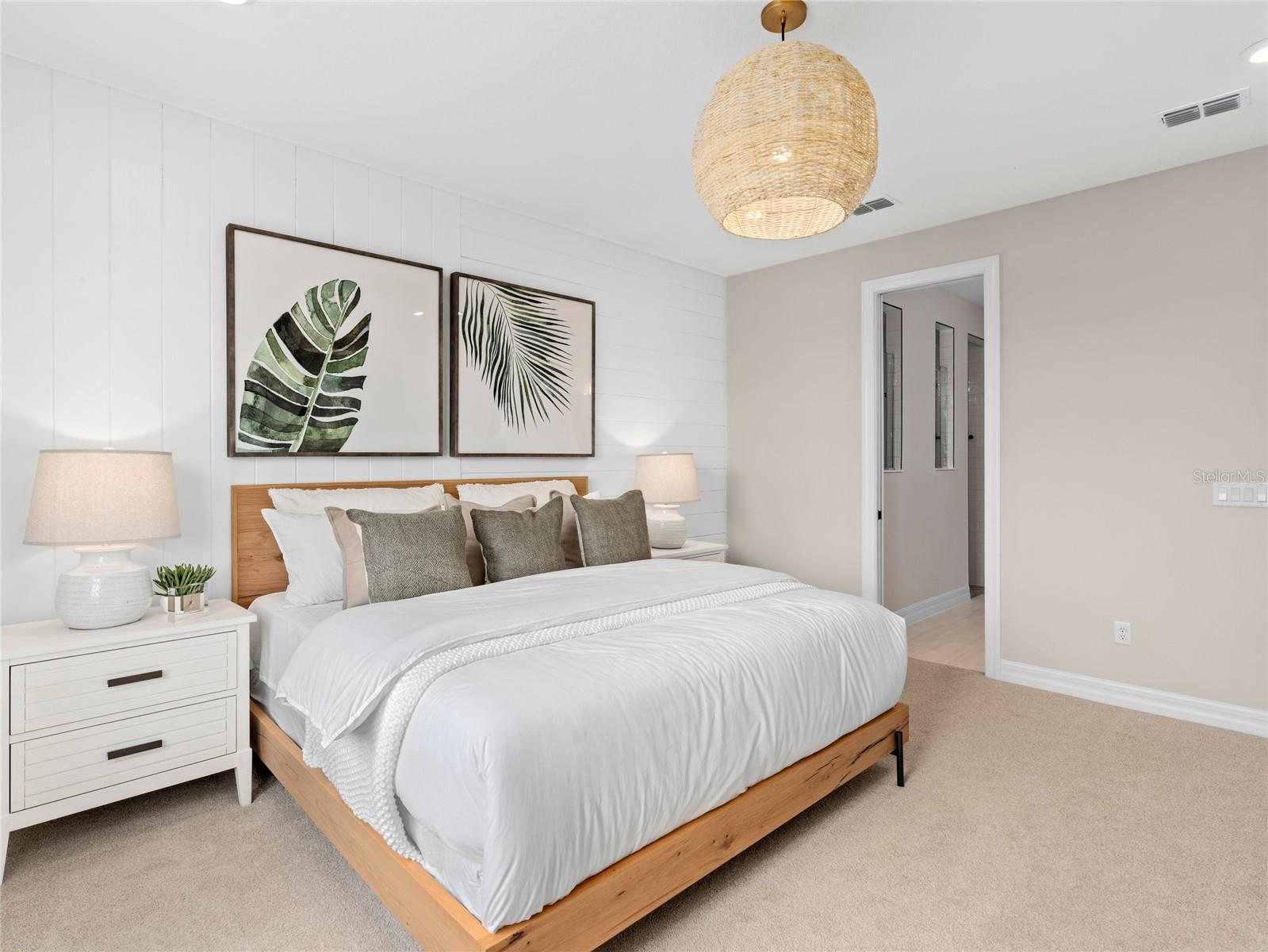 BRIDGEWALK - Residential