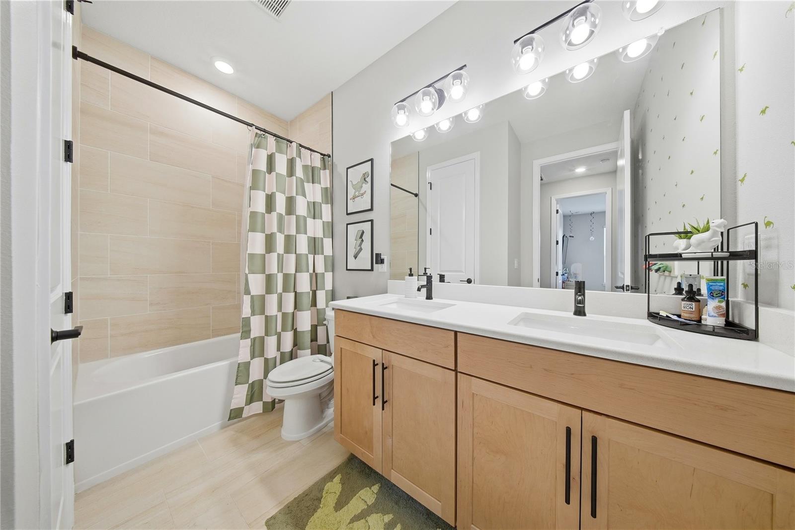 CHAPEL XINGS PCLS D & H - Residential