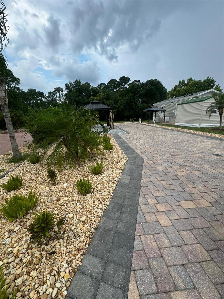 16532 SUNSHINE AVENUE