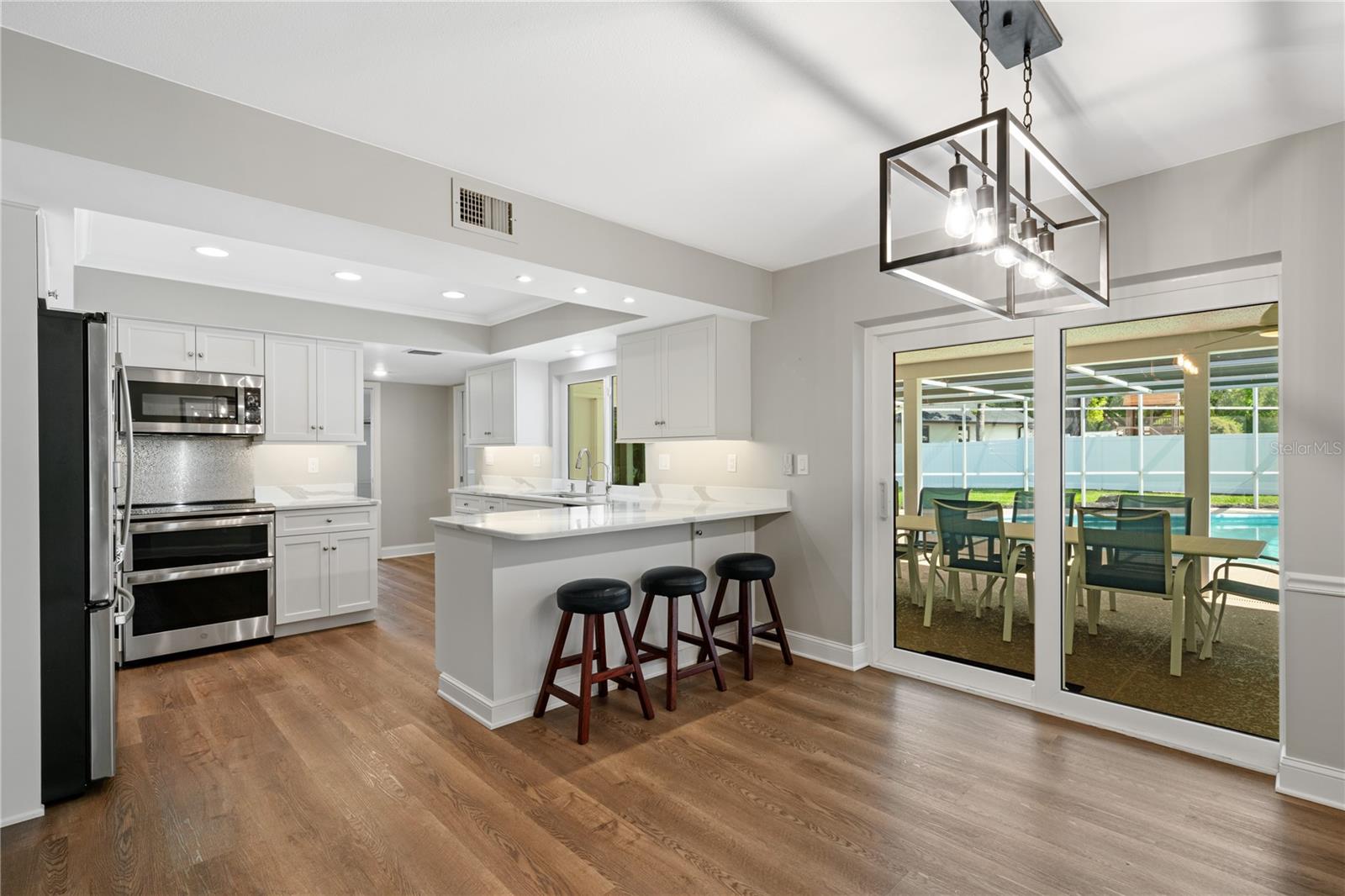 WESTCHESTER OF COUNTRYSIDE - Residential