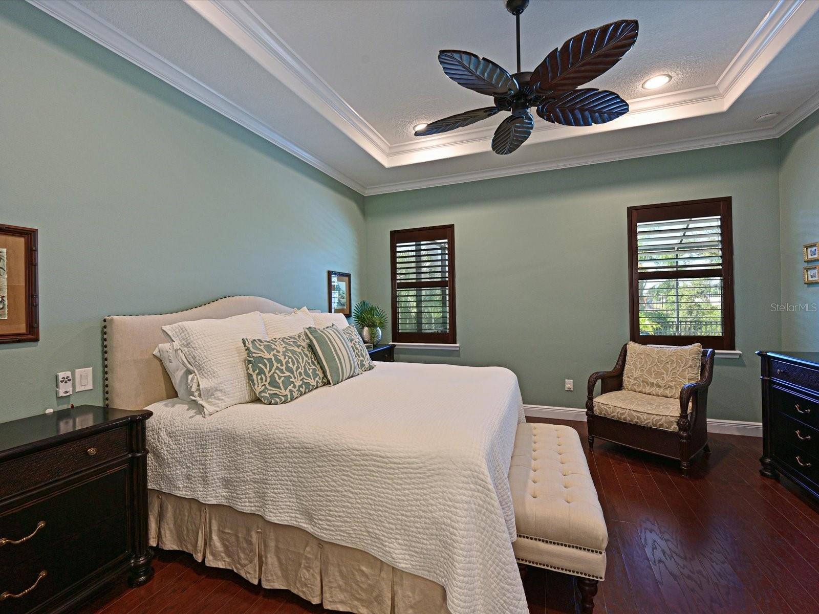 LEGENDS BAY - Residential