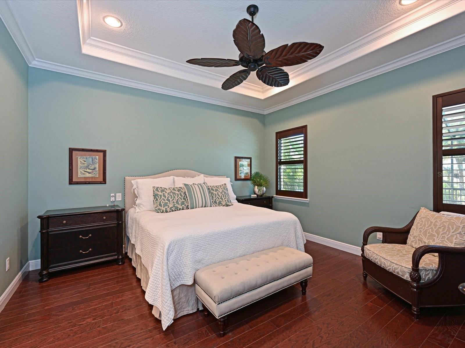 LEGENDS BAY - Residential