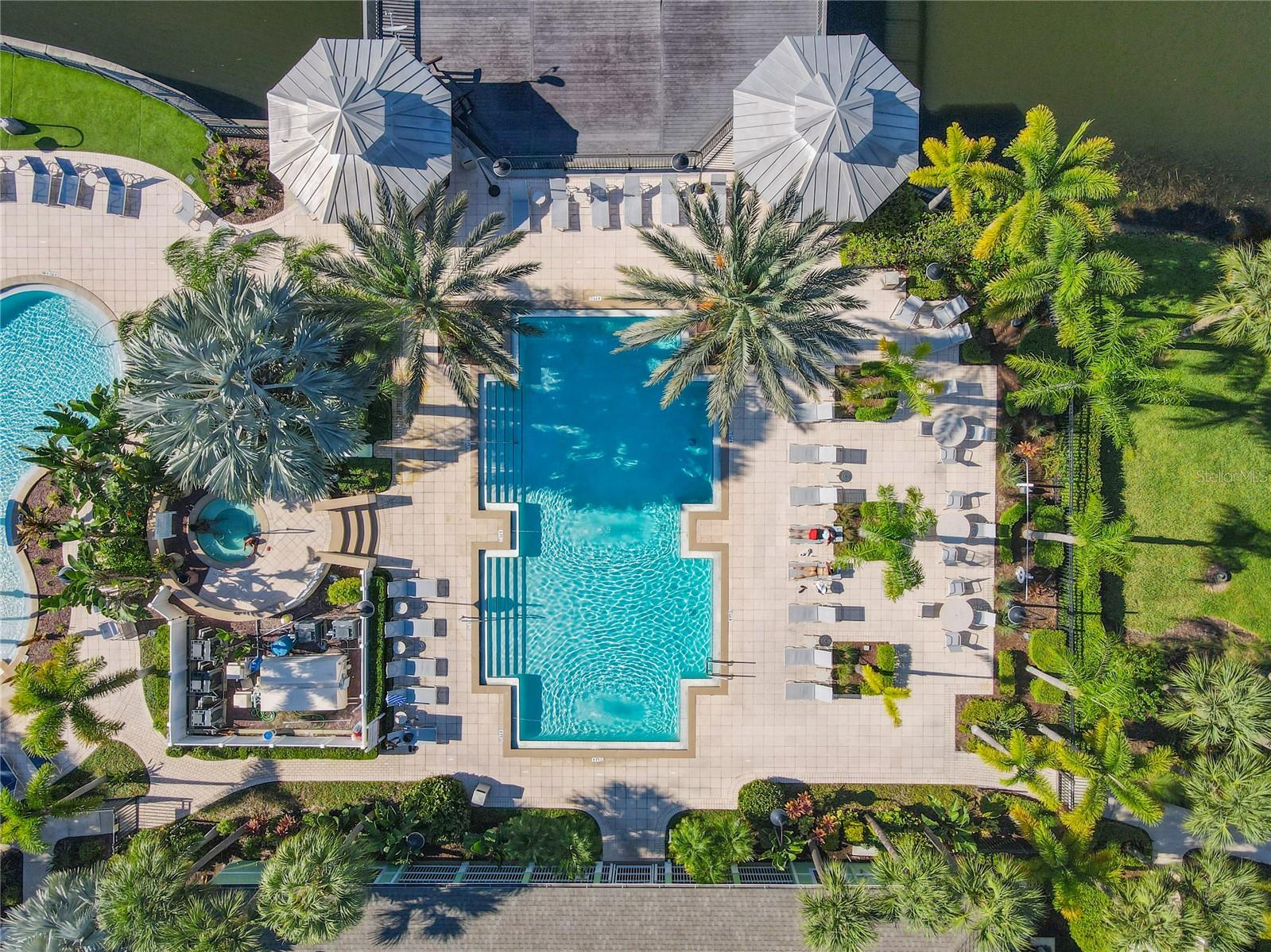 RUNAWAY BEACH CLUB CONDO - Residential