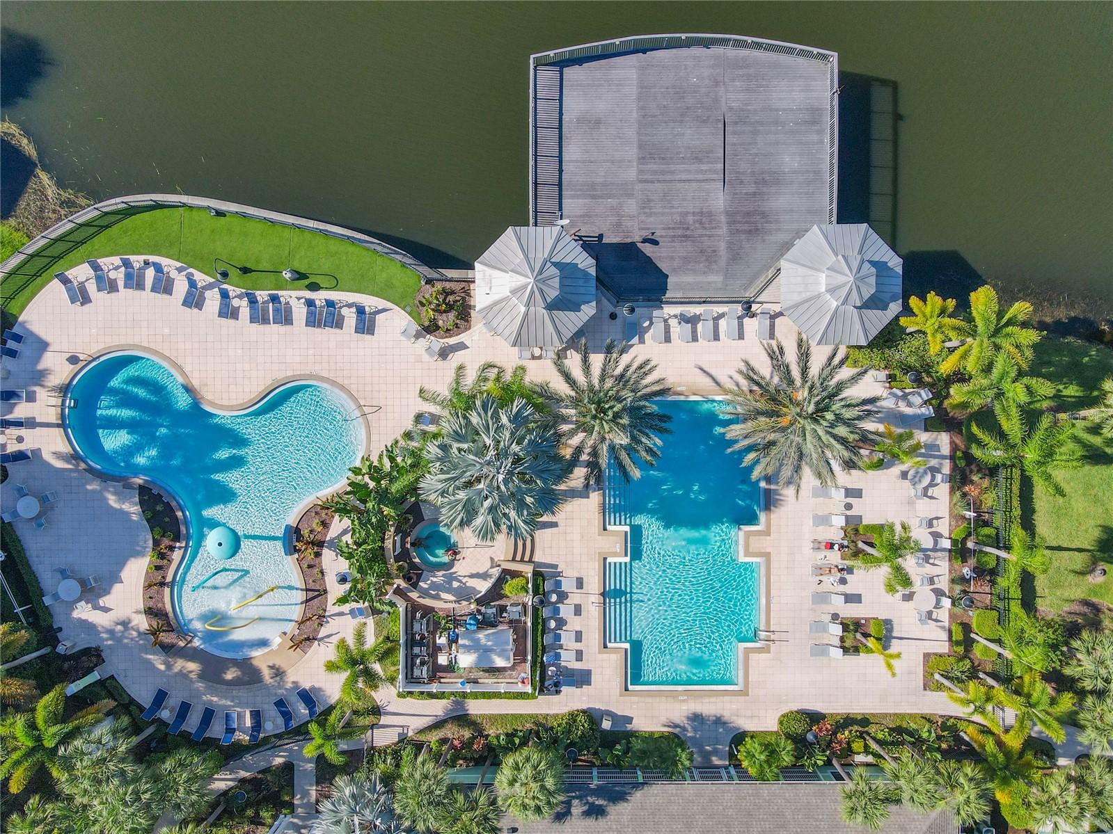 RUNAWAY BEACH CLUB CONDO - Residential