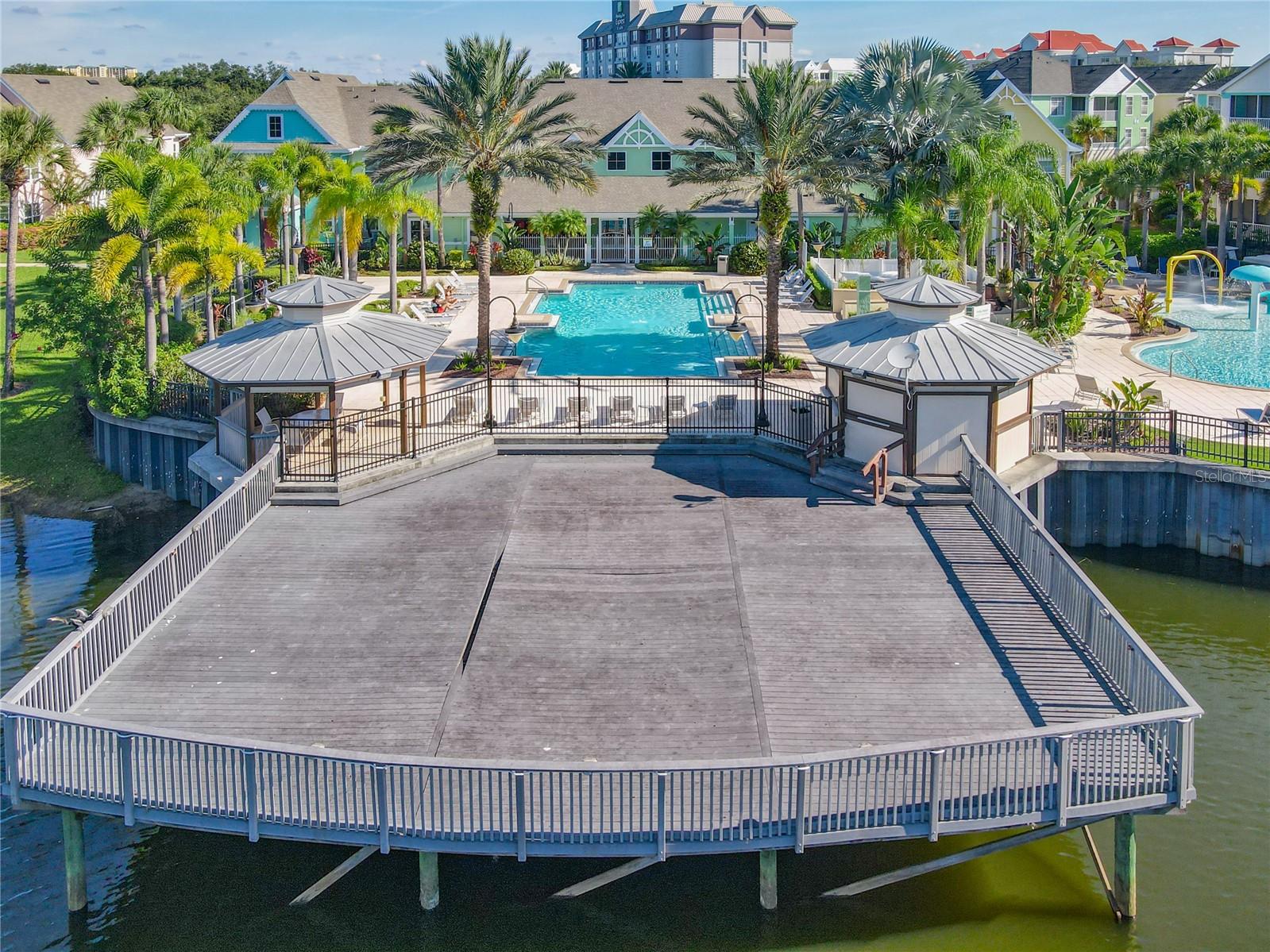 RUNAWAY BEACH CLUB CONDO - Residential
