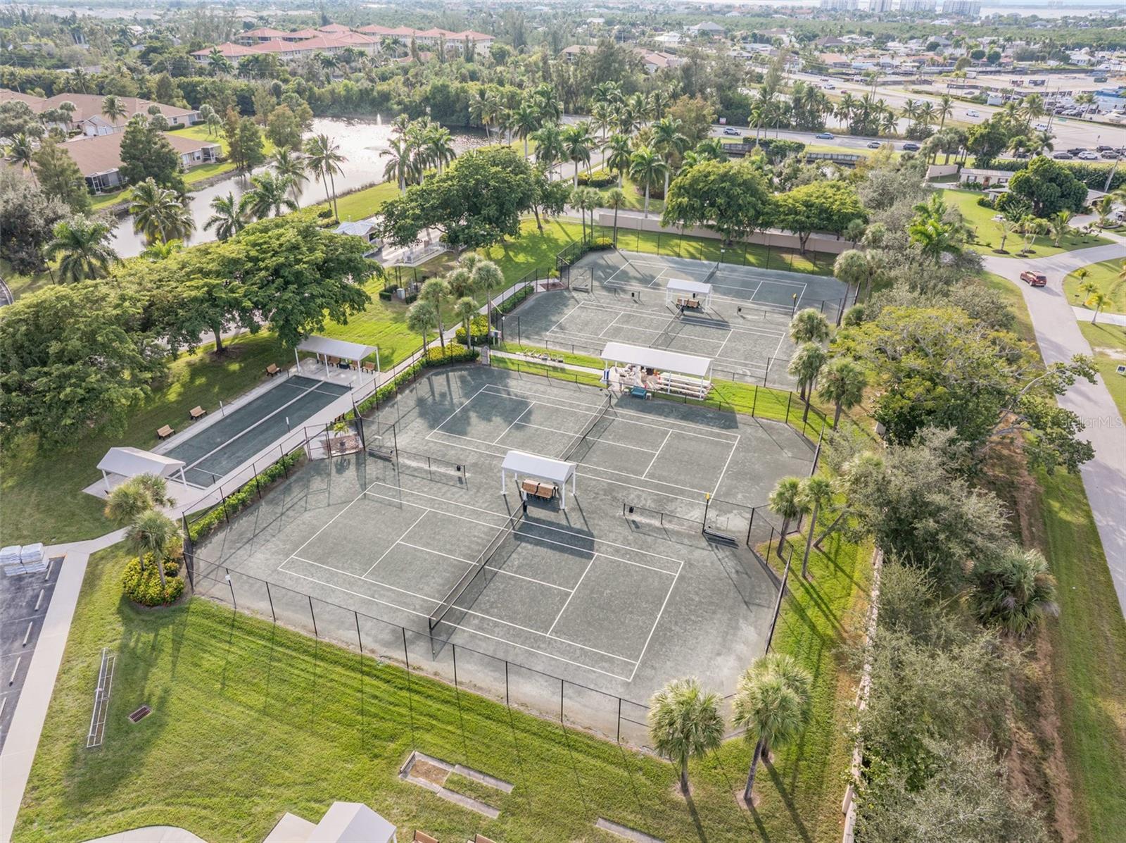 HERITAGE COVE PH I - Residential