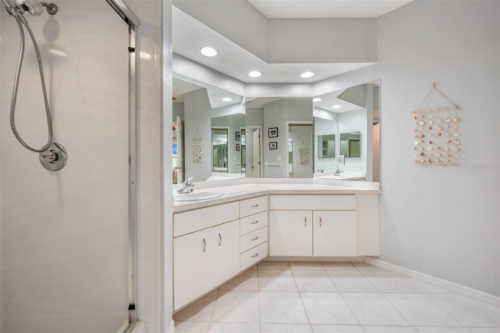 SHIPWATCH - Residential