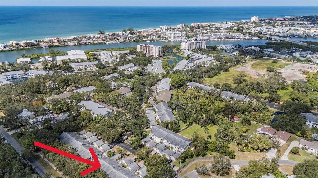 Photo of 11300 Harbor Way #1735, Largo, FL 33774 (MLS # TB8438231)