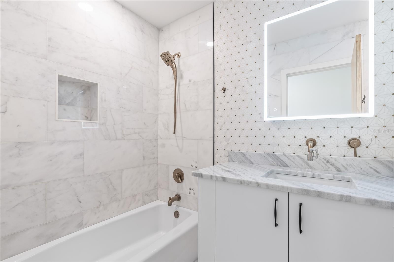 BELLEAIR BEACH - Residential