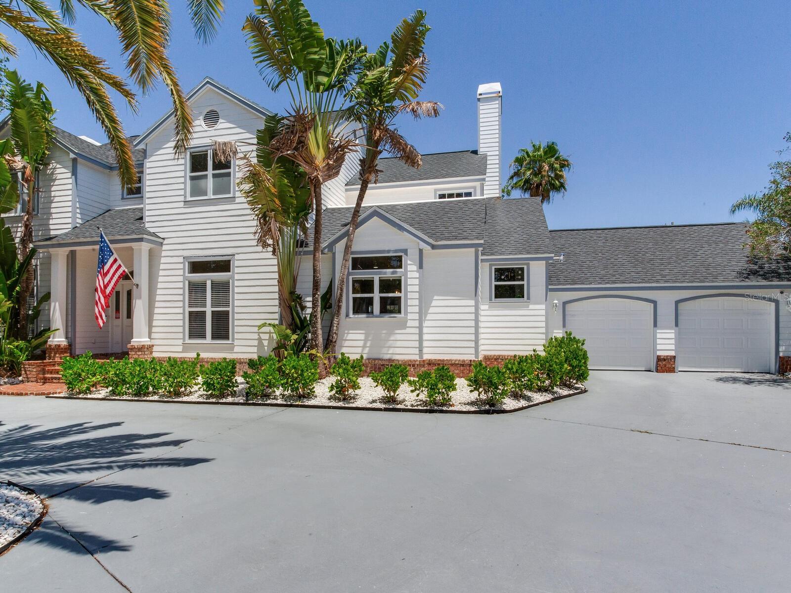 4702 W HERON LANE