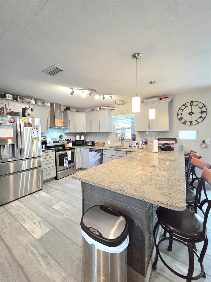 SPRING HILL - Residential