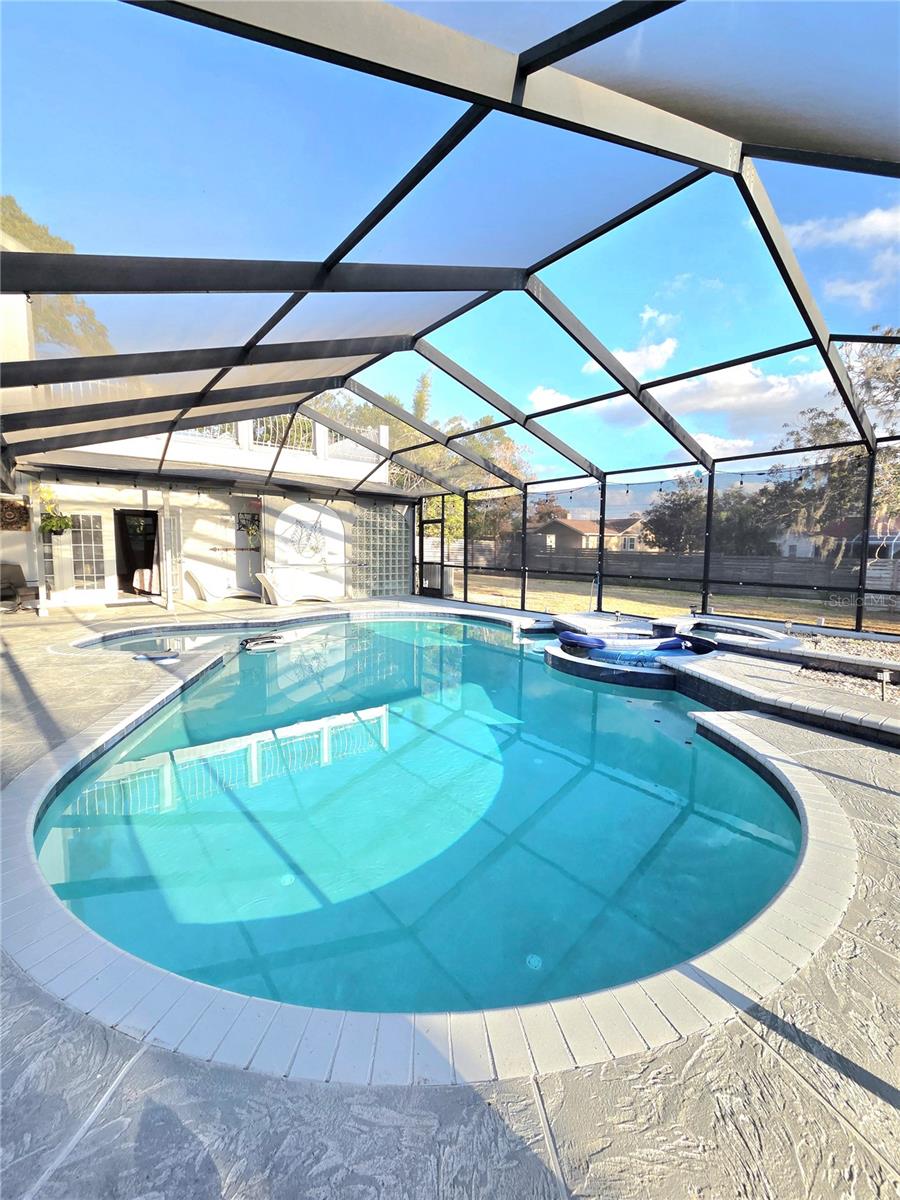 SPRING HILL - Residential