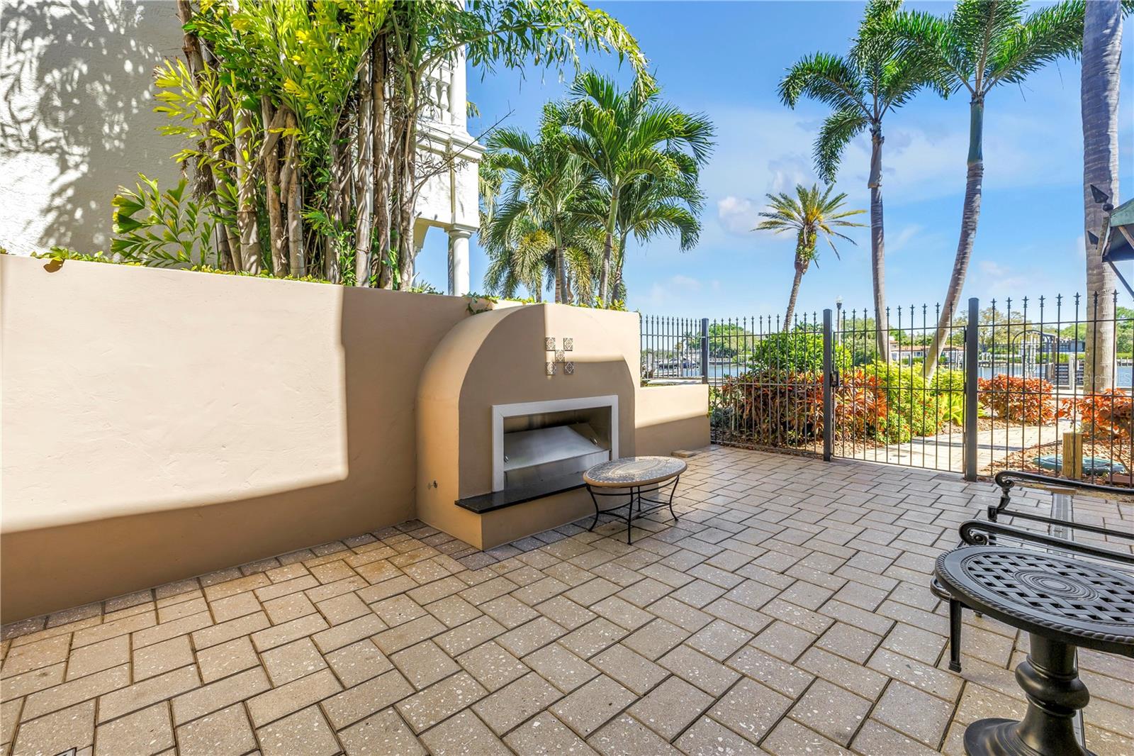 GRANADA TERRACE ADD - Residential