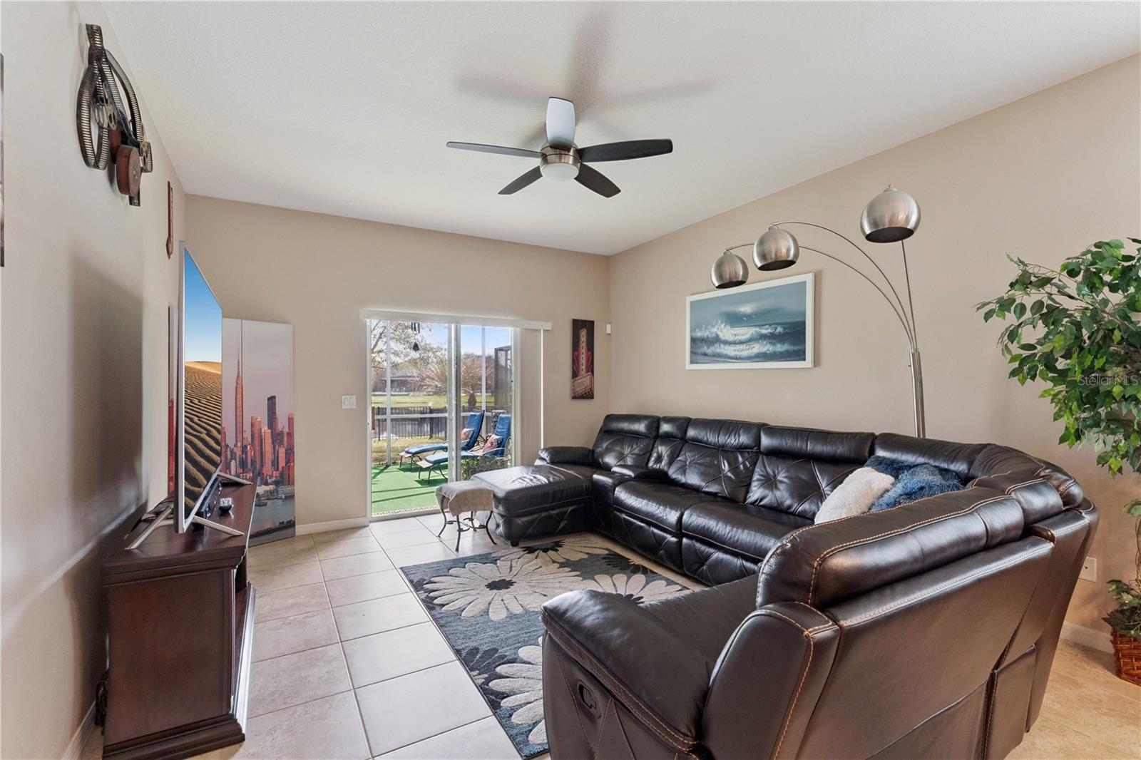 WOODLAND LAKES PRESERVE UN PH 03 - Residential