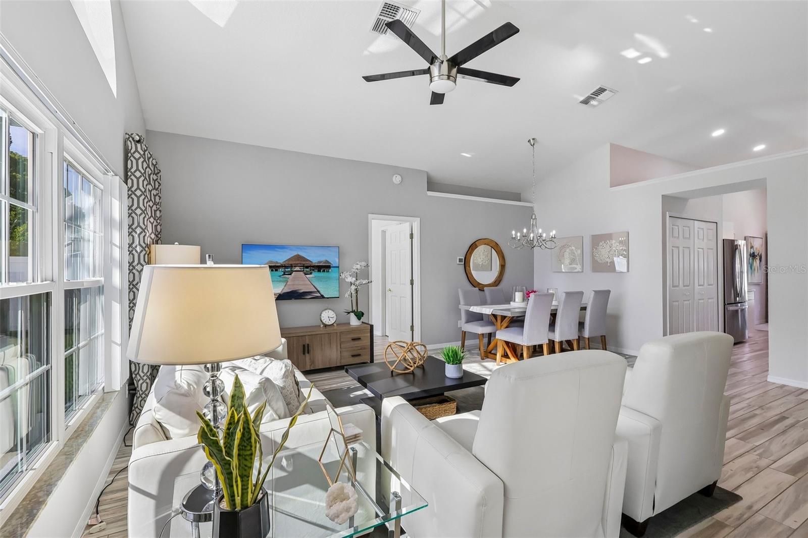 LOMA DEL SOL - Residential