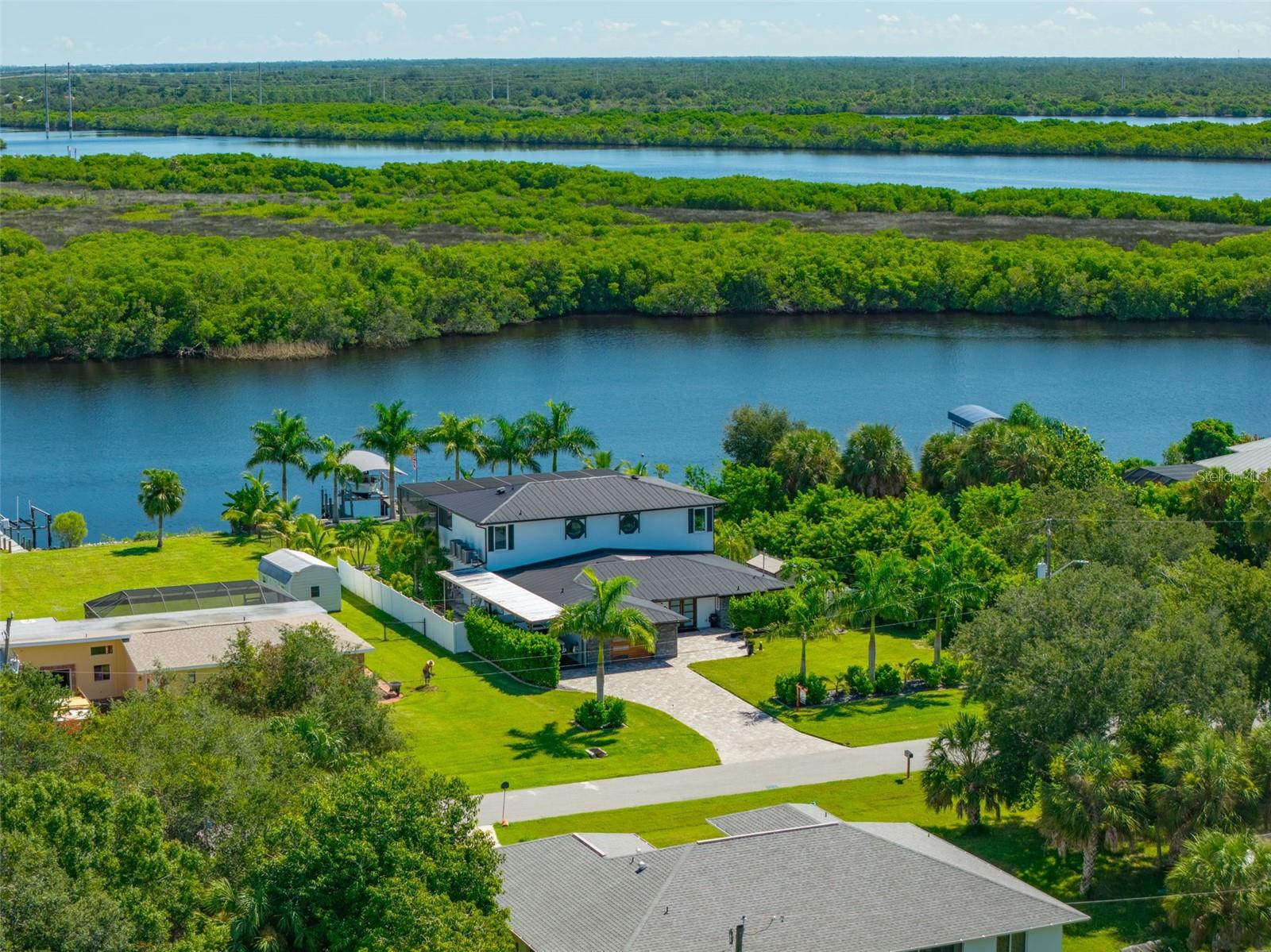 2424 Harbour Dr, Punta Gorda, FL, 33983, USA, 3 Bedrooms Bedrooms, ,2 BathroomsBathrooms,Residential,Active,2424 Harbour Dr,C7522148