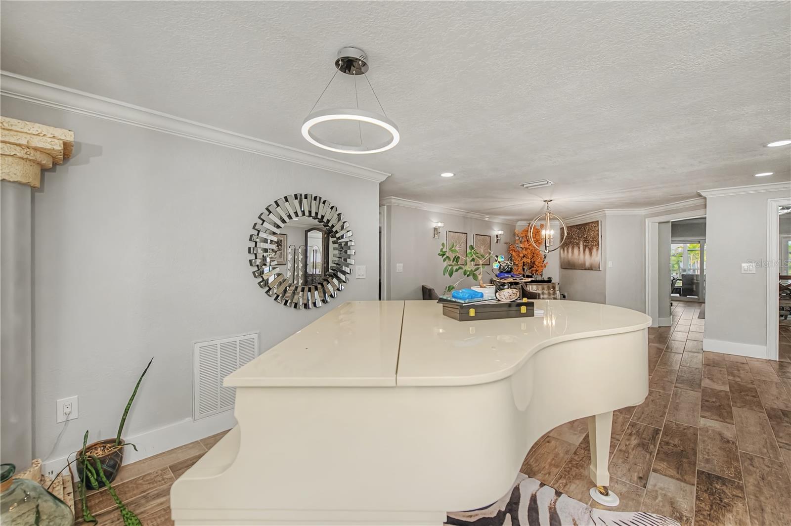 HRBR HEIGHTS - Residential