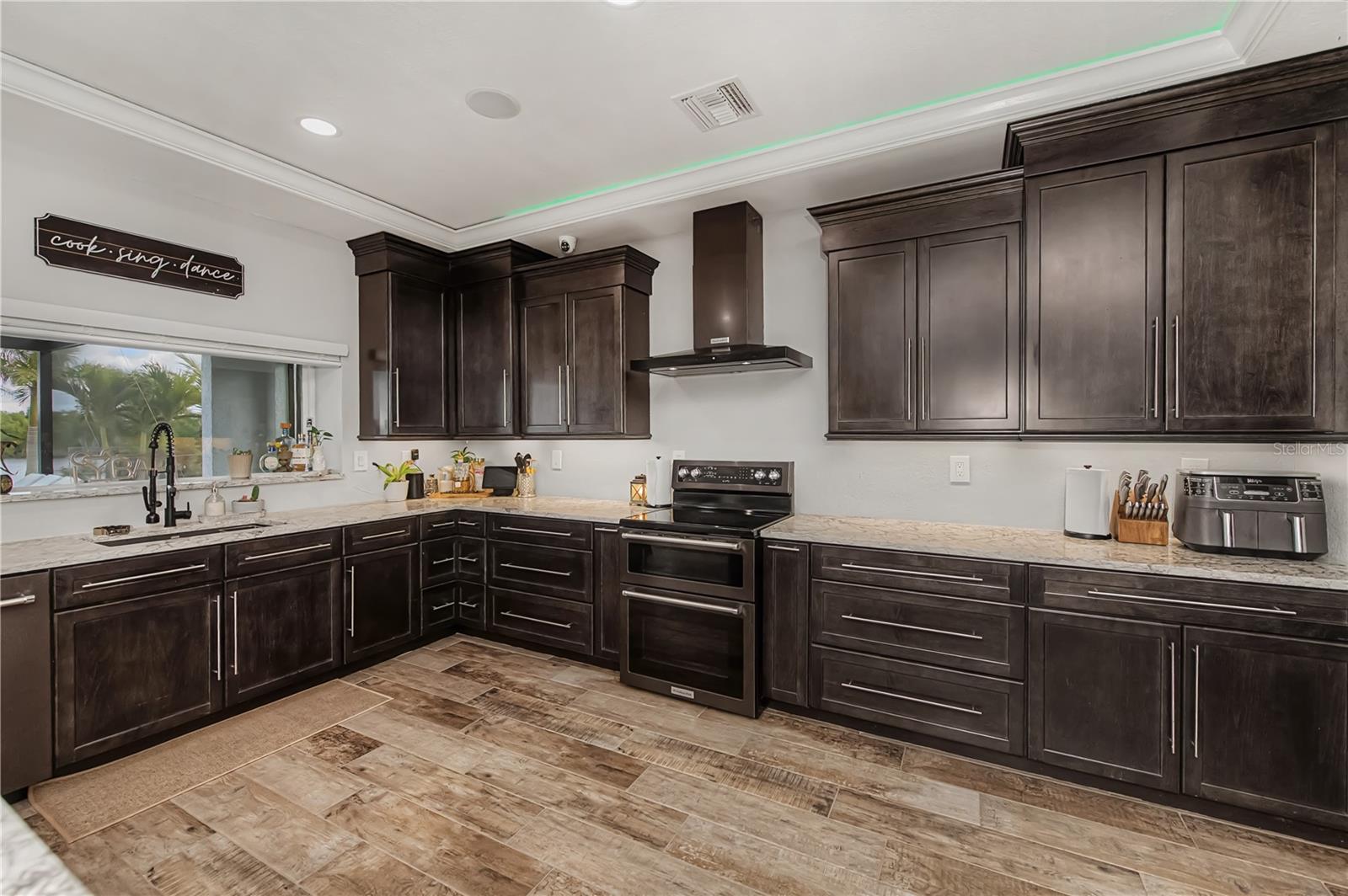 HRBR HEIGHTS - Residential