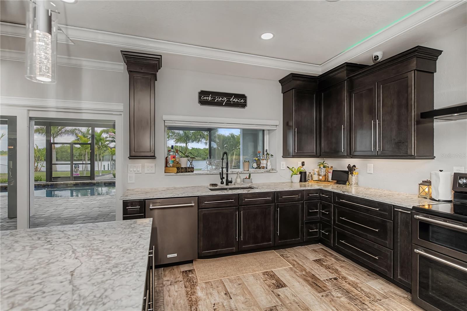 HRBR HEIGHTS - Residential