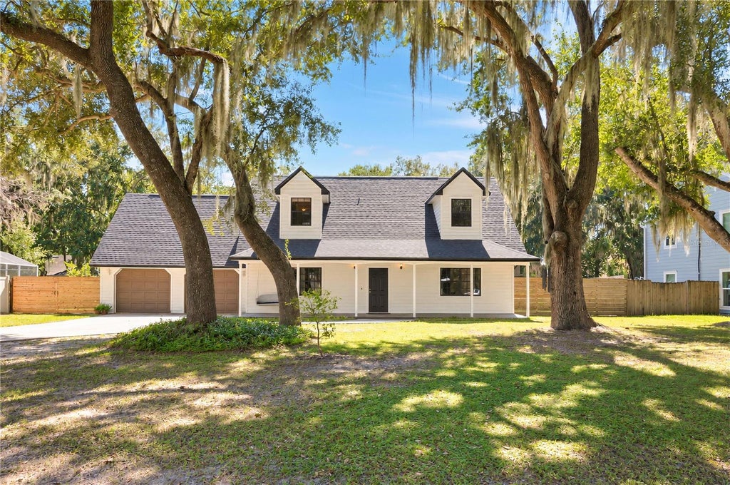 Photo of 1520 Shady Oak Drive, Kissimmee, FL 34744 (MLS # S5159404)