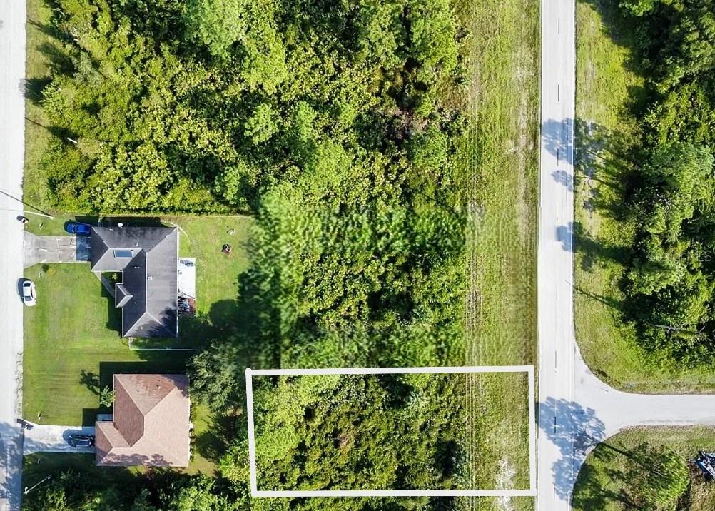 LEHIGH ACRES - Land