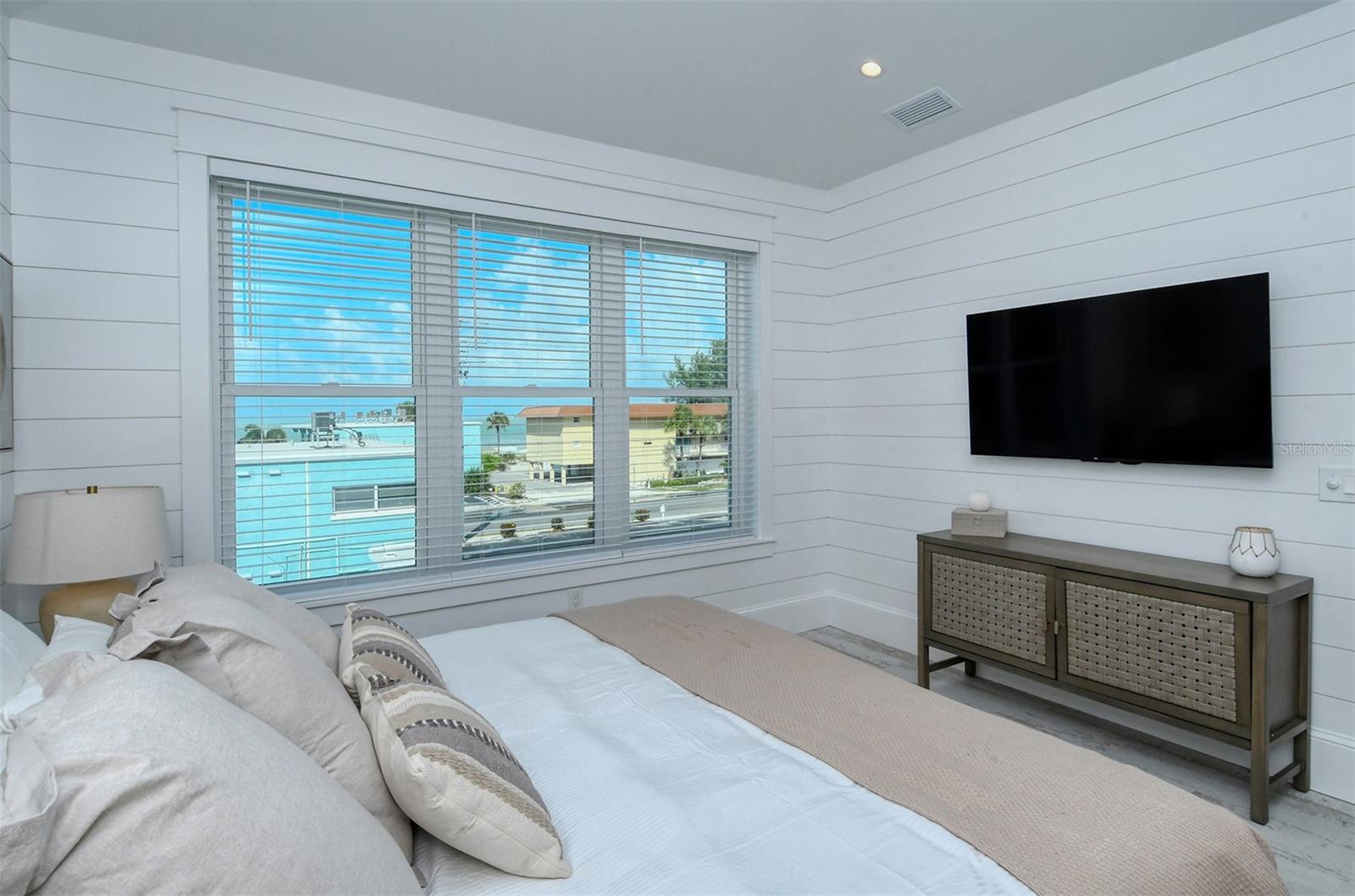 ILEXHURST - Residential