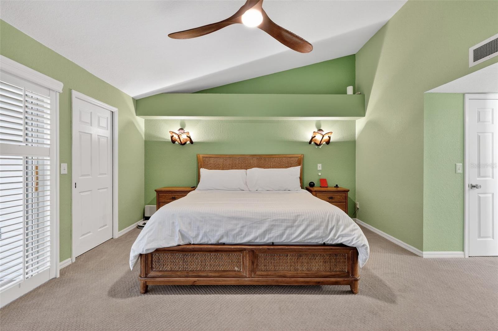 TARA CAY SOUND SOUTH II - Residential