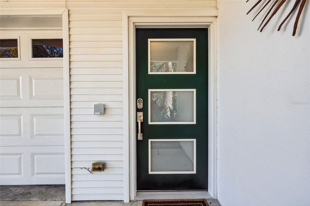 Photo of 9730 Indian Key Trail #114, Seminole, FL 33776 (MLS # TB8470448)