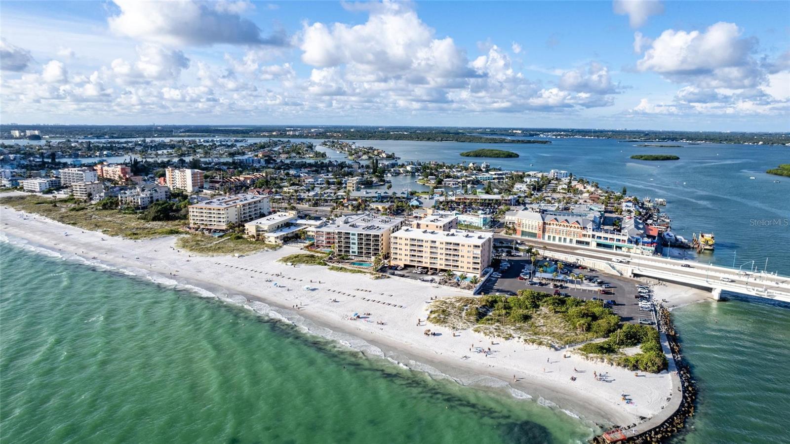 BOCA CIEGA RIDGE 2ND ADD - Residential