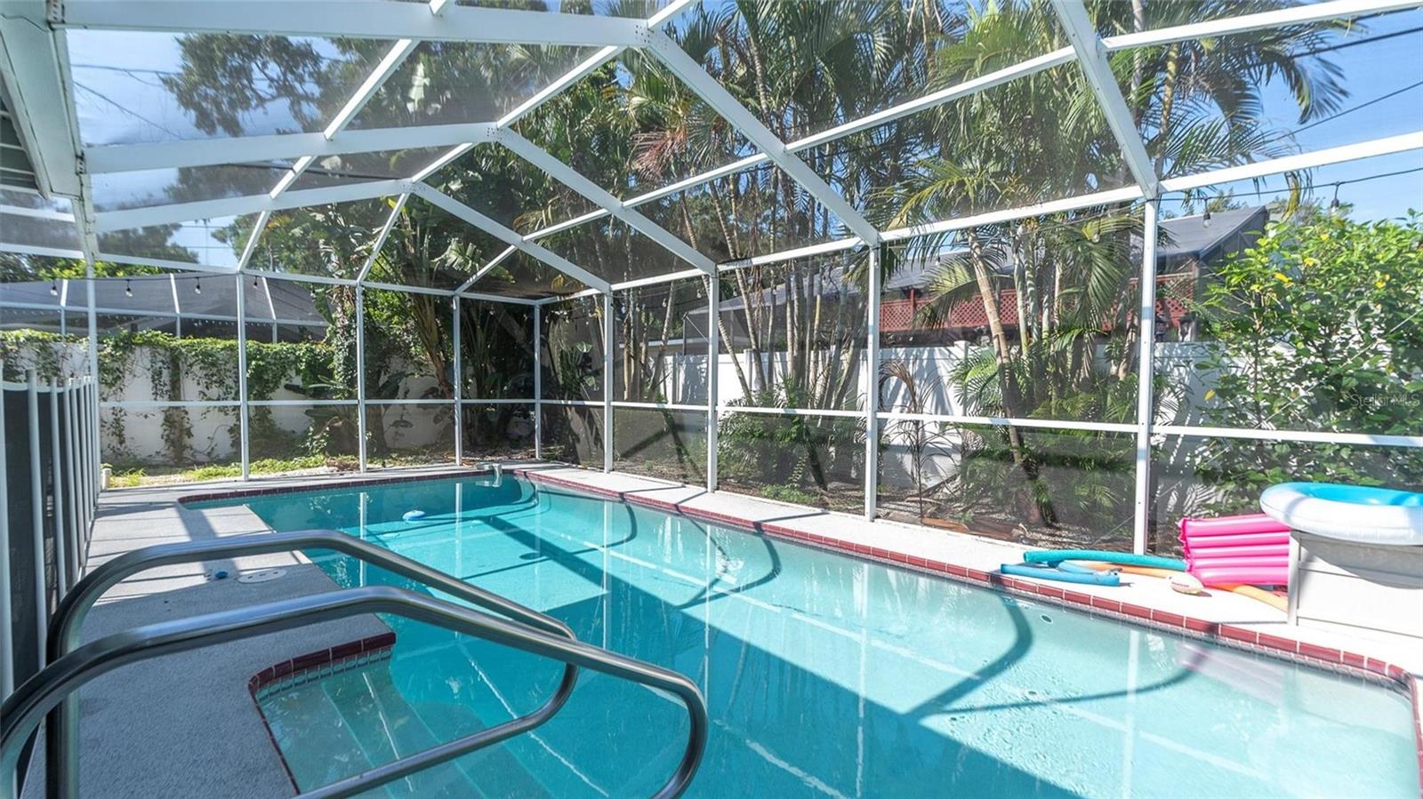 BOCA CIEGA RIDGE 2ND ADD - Residential
