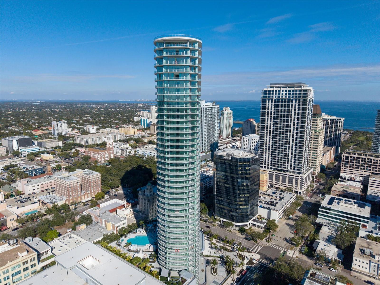 400 CENTRAL - Residential