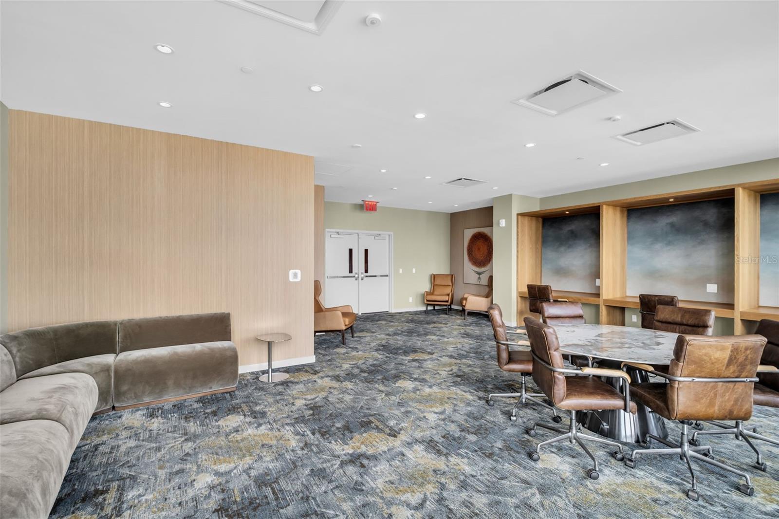 400 CENTRAL - Residential