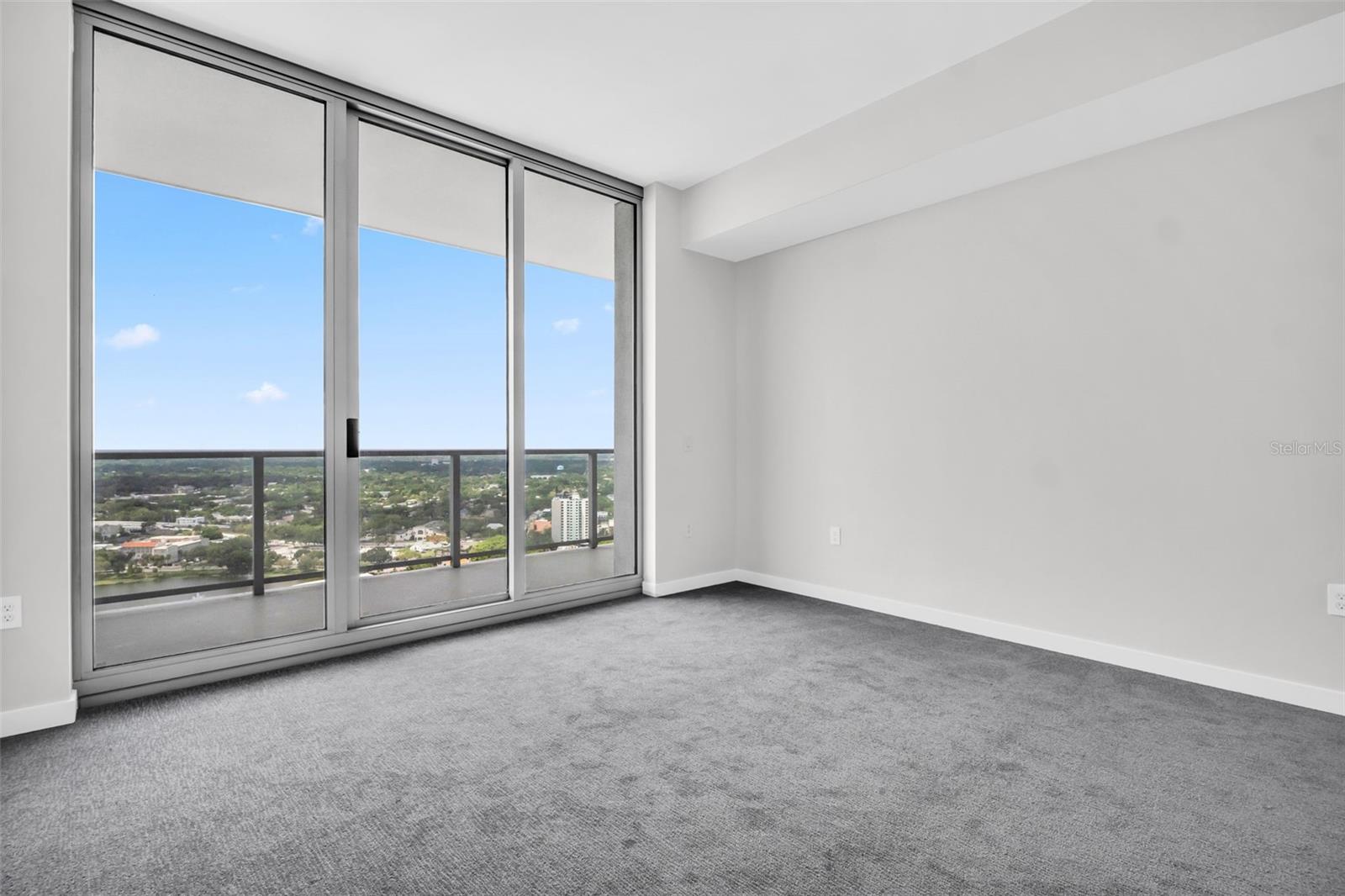 400 CENTRAL - Residential