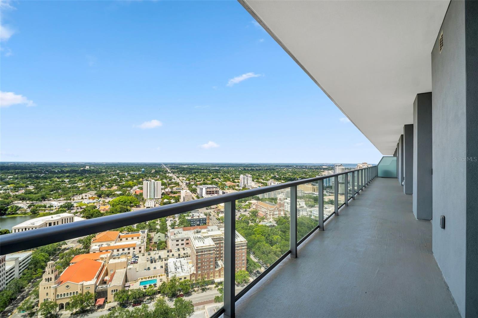 400 CENTRAL - Residential
