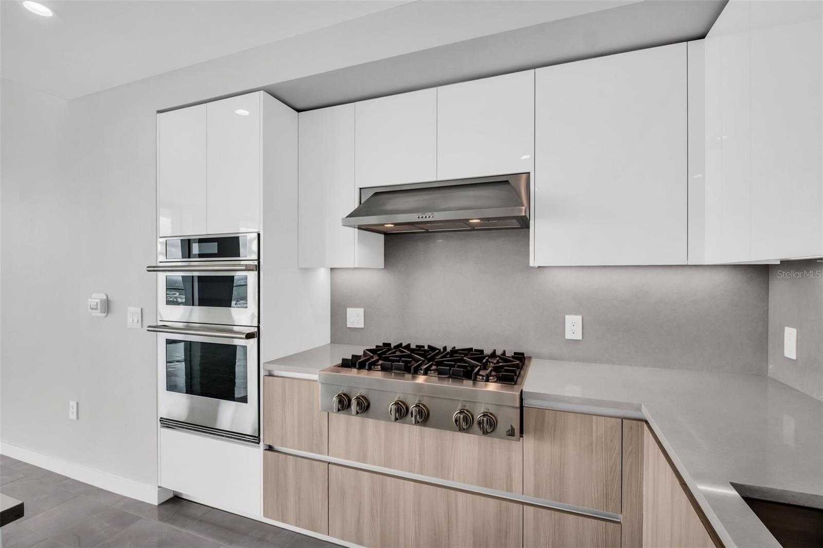 400 CENTRAL - Residential