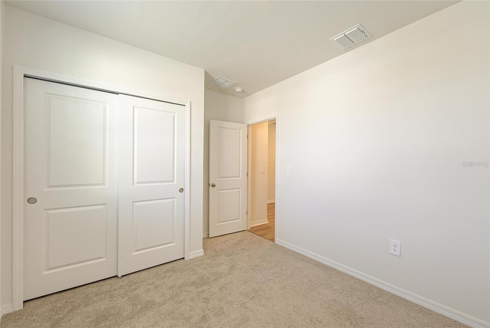 MAGNOLIA BAY - Residential