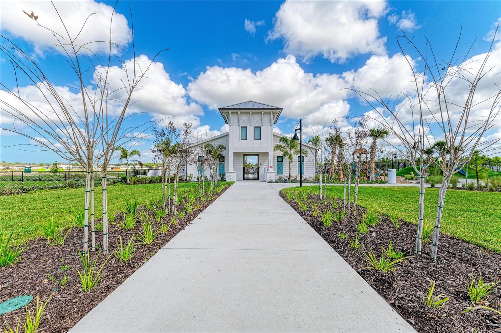 MAGNOLIA BAY - Residential