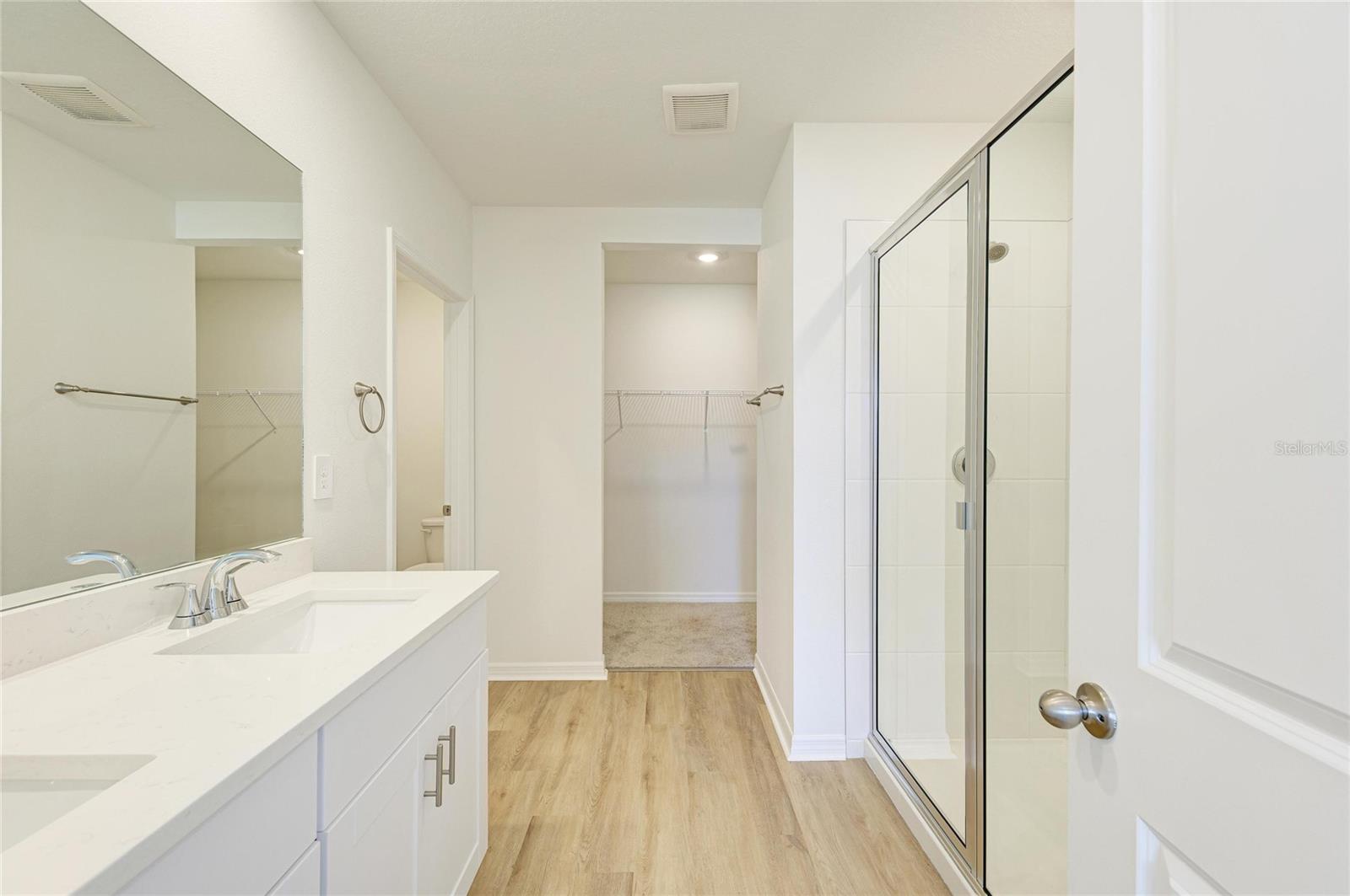 MAGNOLIA BAY - Residential