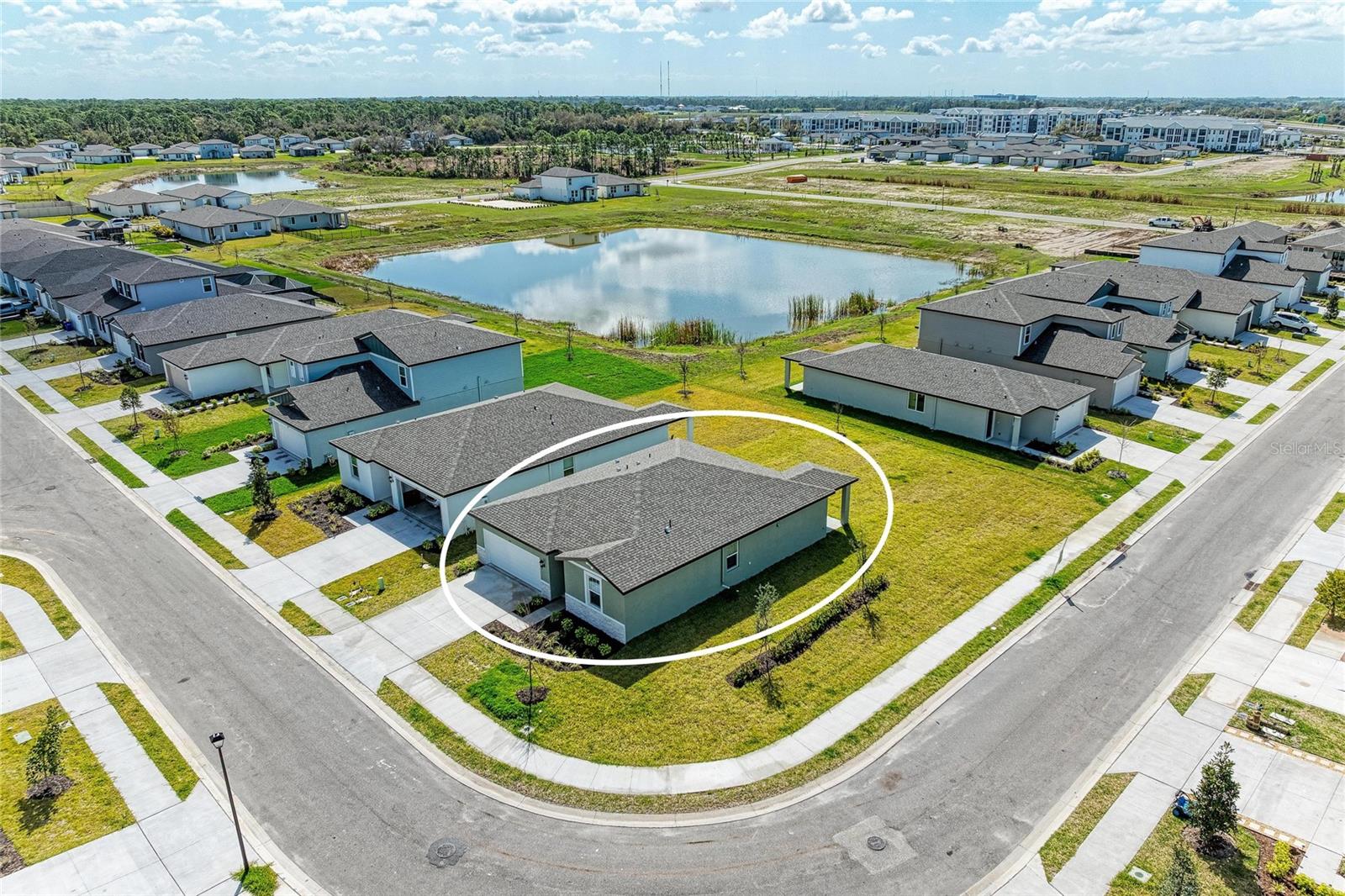 MAGNOLIA BAY - Residential