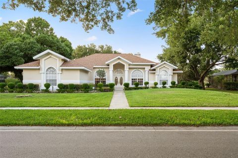 Photo of 13603 Sunset Lakes Circle, Winter Garden, FL 34787 (MLS # G5111474)