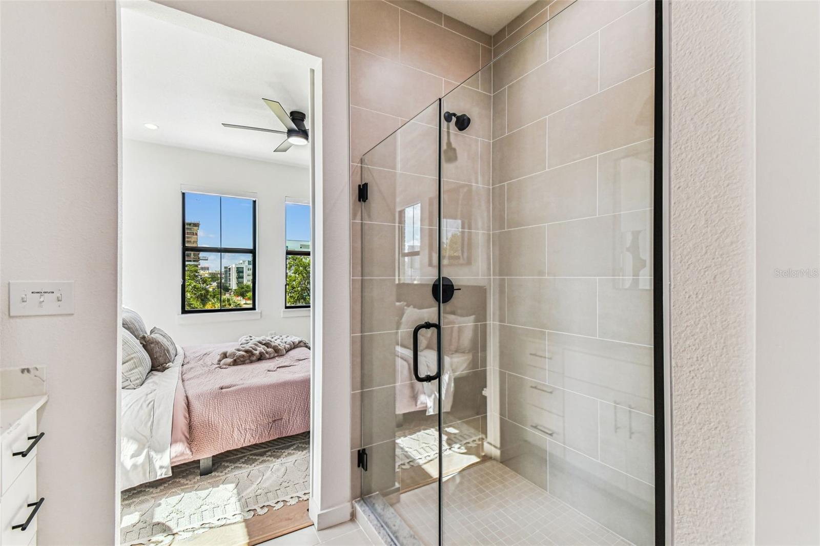 CANVAS TPA TOWNHOMES PHASE 1 - Residential