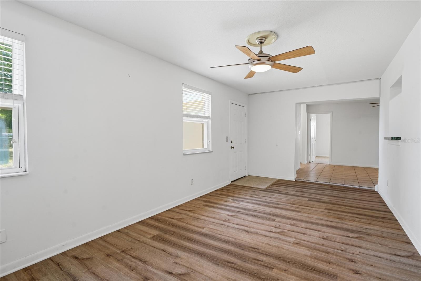 TAMPA DOWNS HEIGHTS - Residential