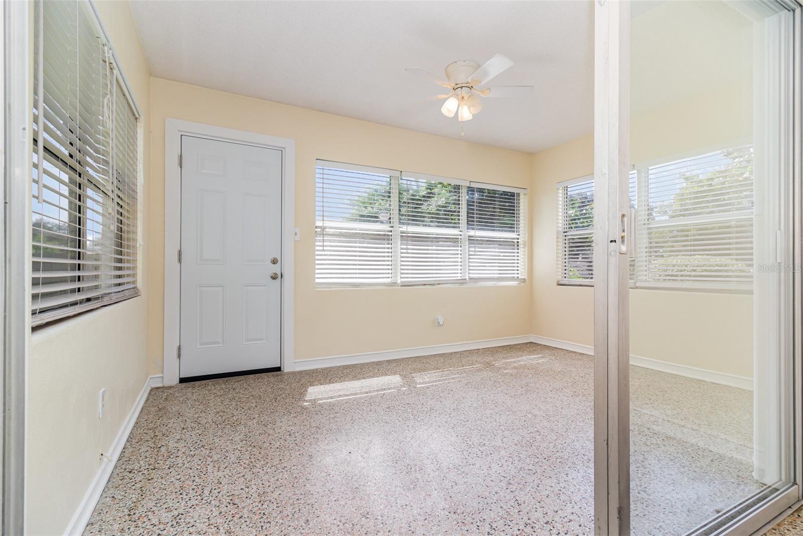 AGNES HEIGHTS - Residential