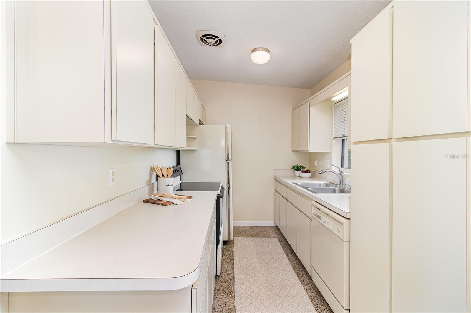 AGNES HEIGHTS - Residential