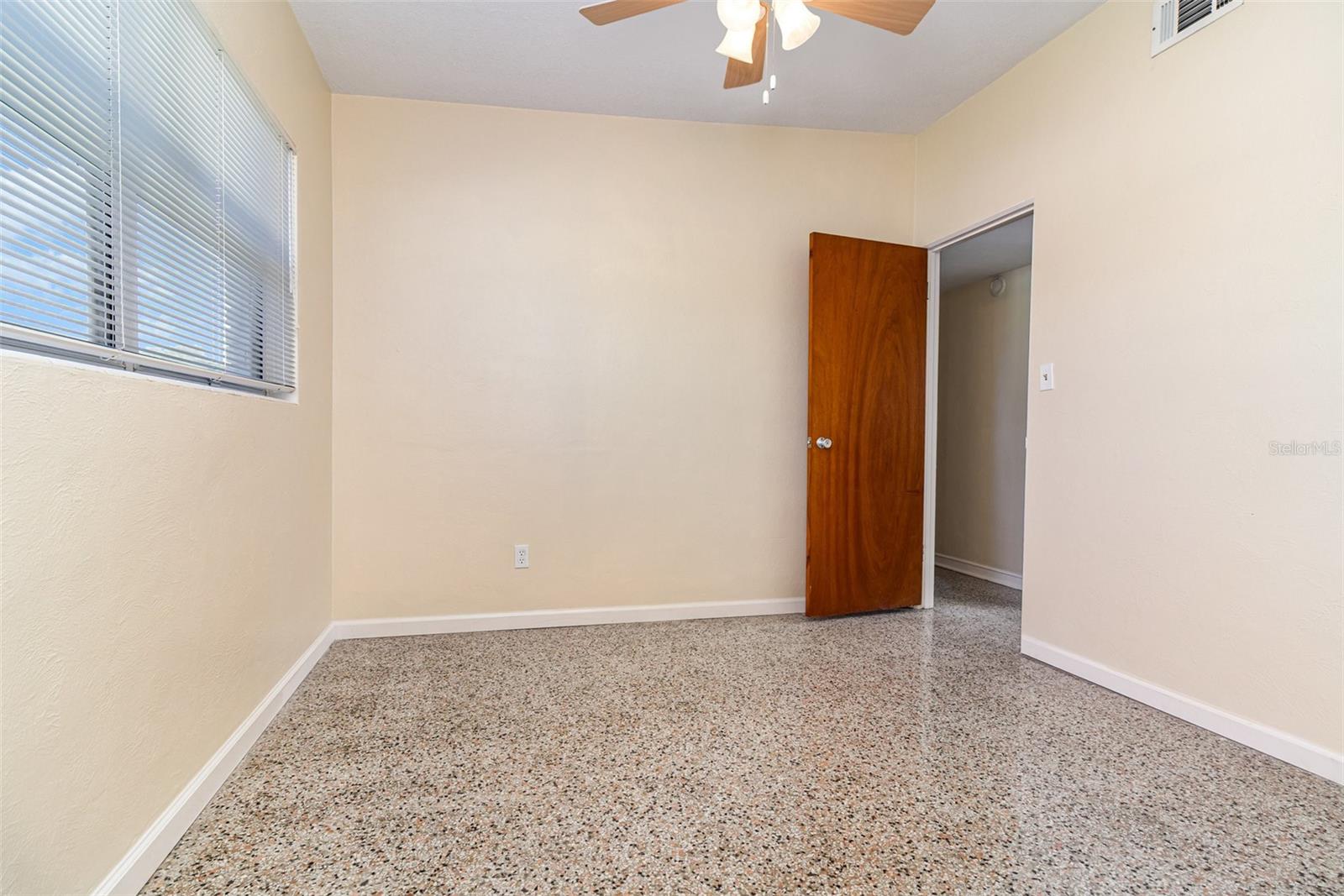 AGNES HEIGHTS - Residential