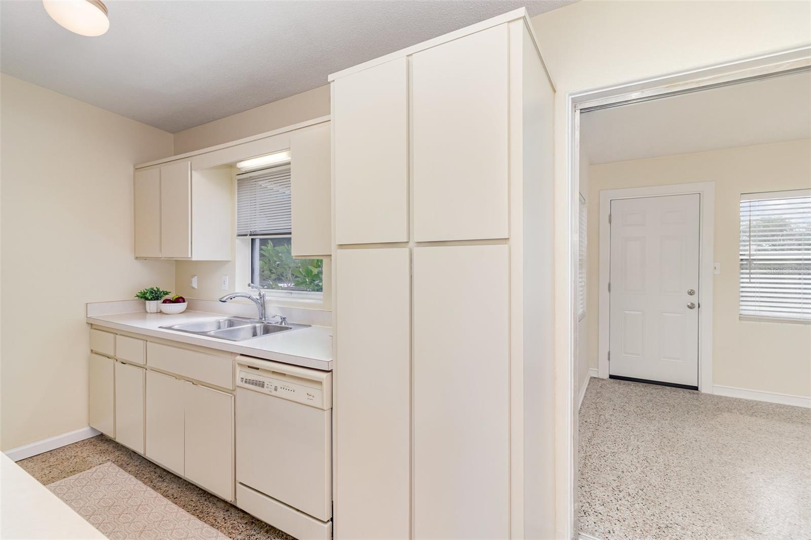 AGNES HEIGHTS - Residential