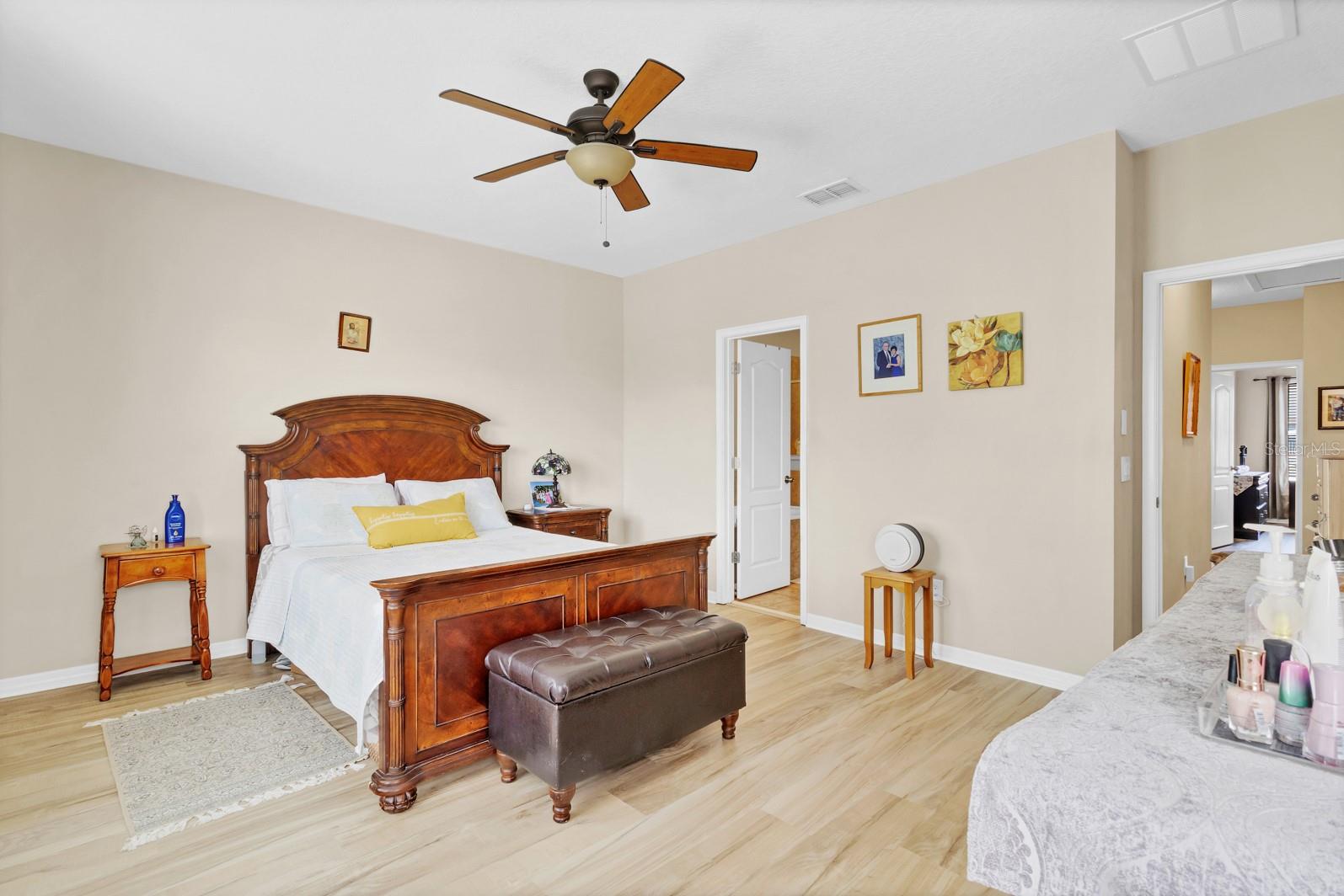 SAVANNAH PARK - Residential