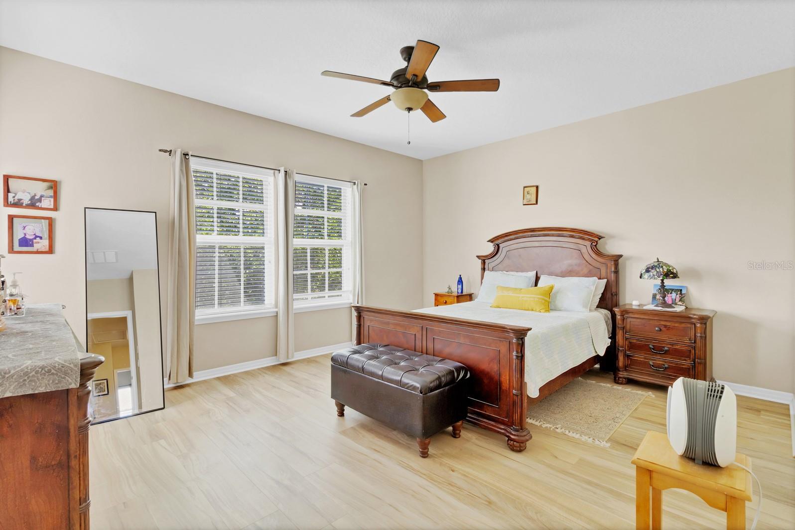 SAVANNAH PARK - Residential