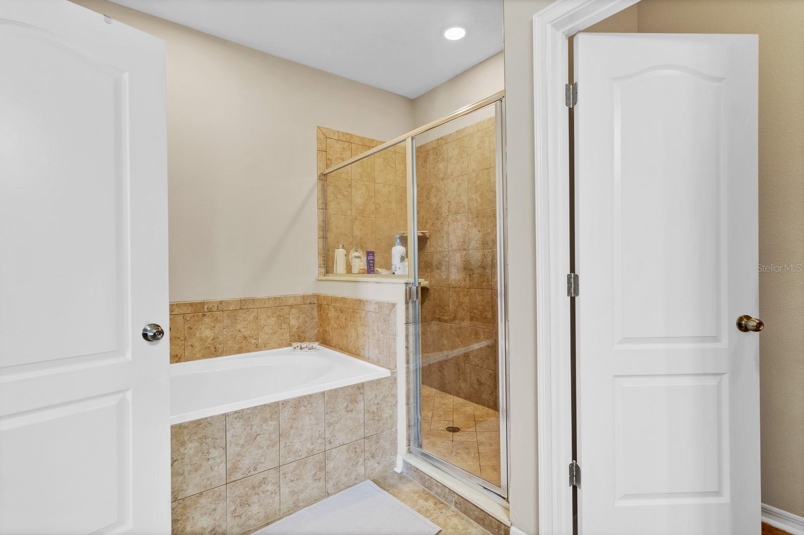 SAVANNAH PARK - Residential