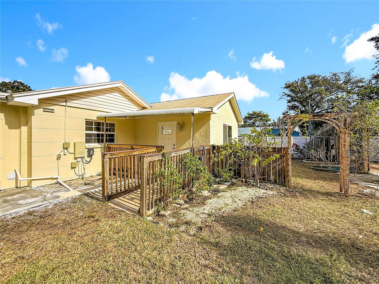 NEWPORT UNIT 3 - Residential